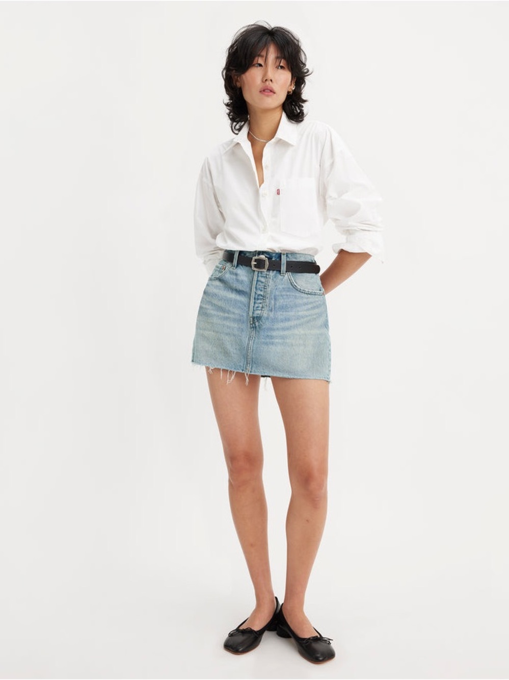 NWOT Levi’s ICON SKIRT Denim Mini Skirt - Size 32